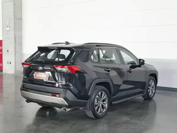 Toyota RAV4 2024