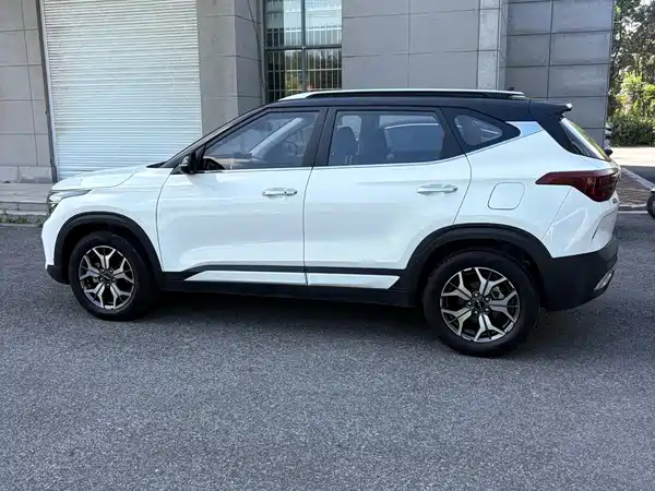Kia KX3 2022