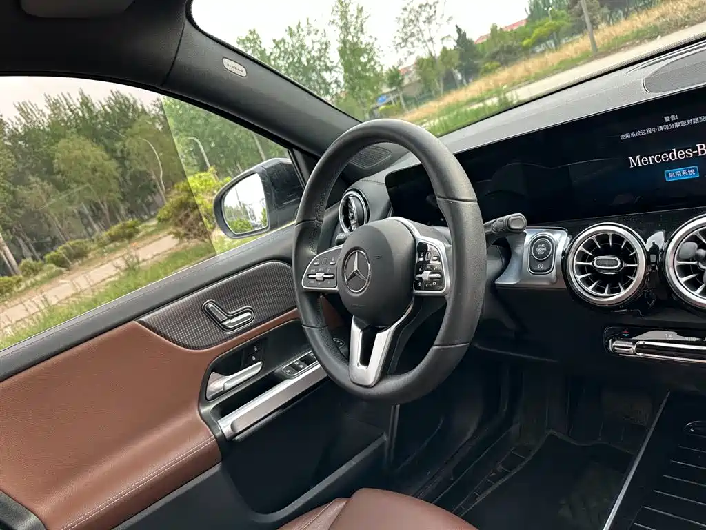 Mercedes-Benz GLB 2022 — фото 17