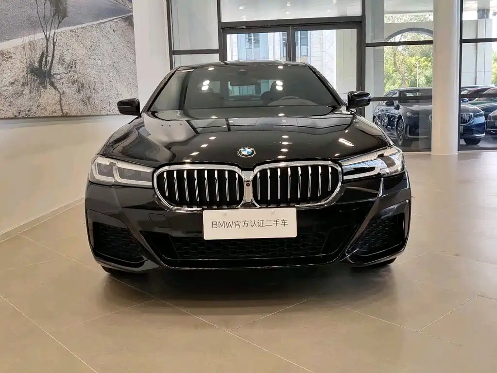 BMW 5 Series 2023