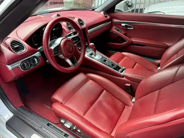 Porsche 718 2020