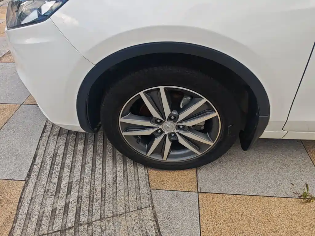 Changan Eado XT 2017 — фото 25