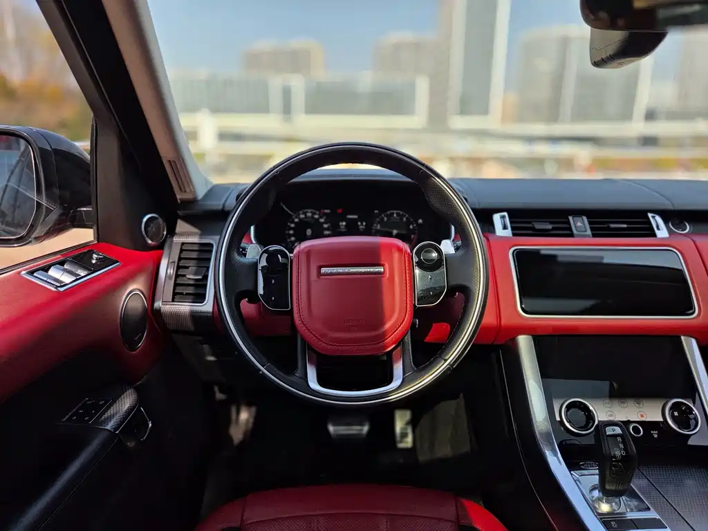 Land Rover Range Rover Sport 2018 — фото 10
