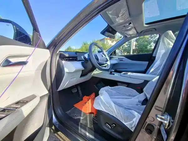 Changan UNI-Z 2025