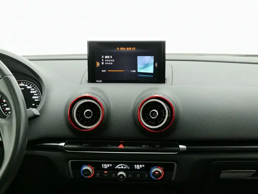 Audi A3 2020 — фото 12