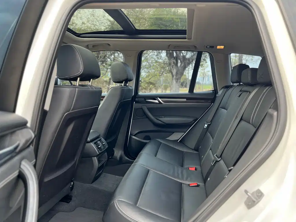 BMW X3 2015 — фото 10