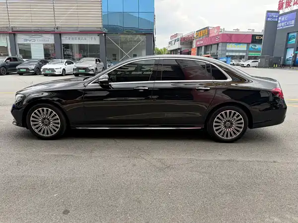Mercedes-Benz E-Class 2017
