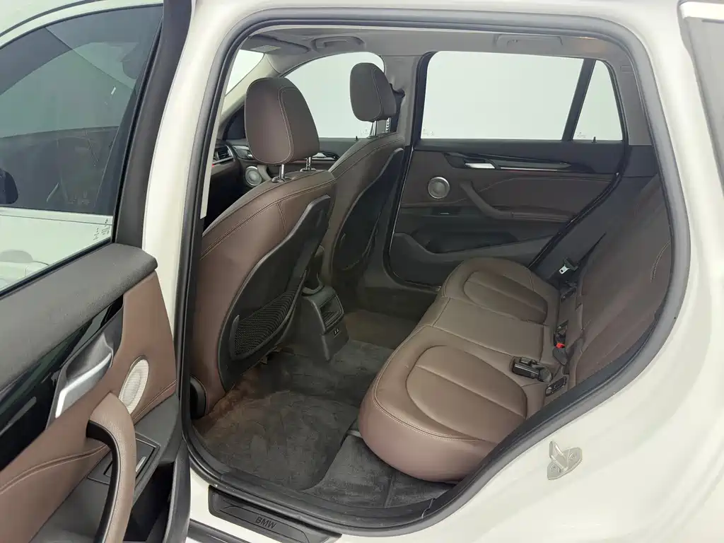 BMW X1 2022 — фото 14