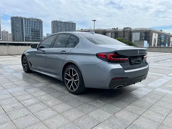 BMW 5 Series 2022