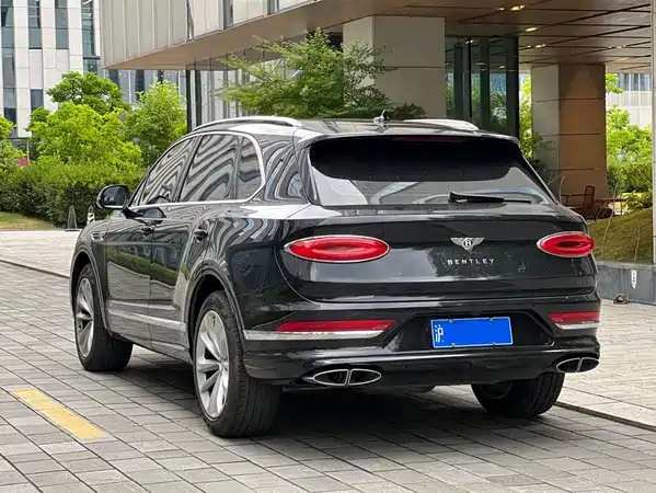 Bentley Bentayga 2021
