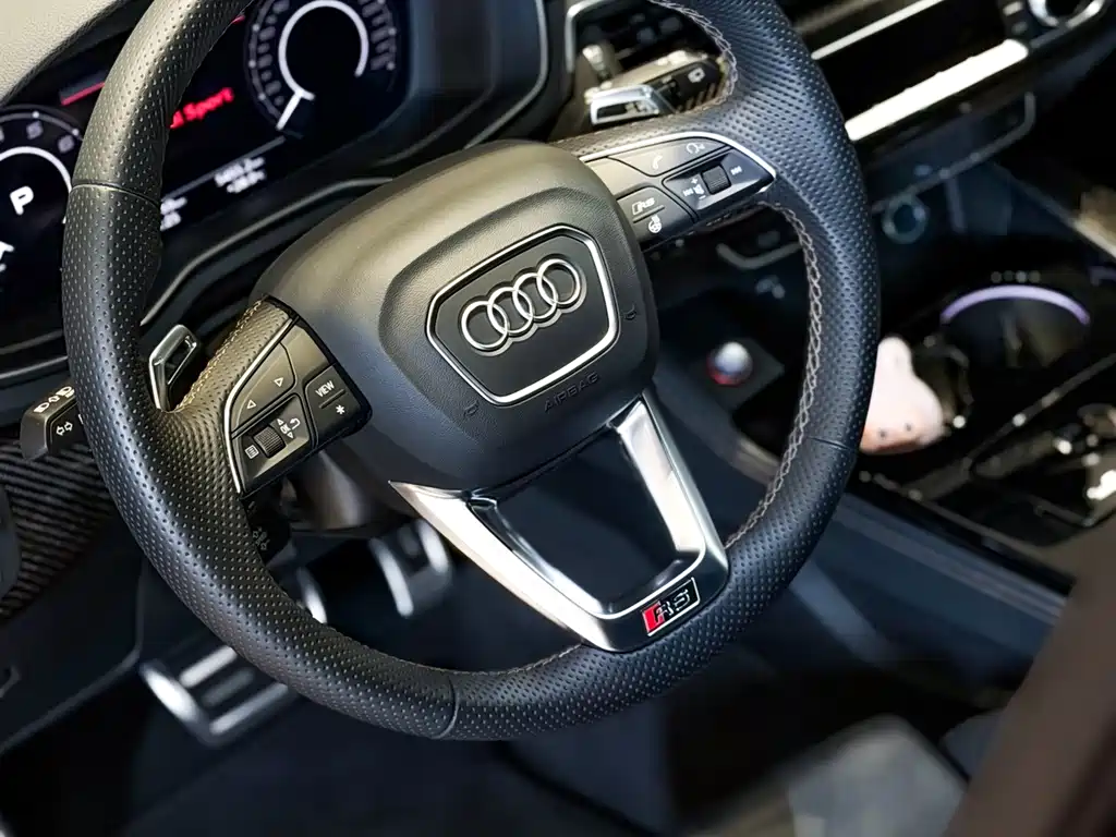 Audi RS 4 2024 — фото 15
