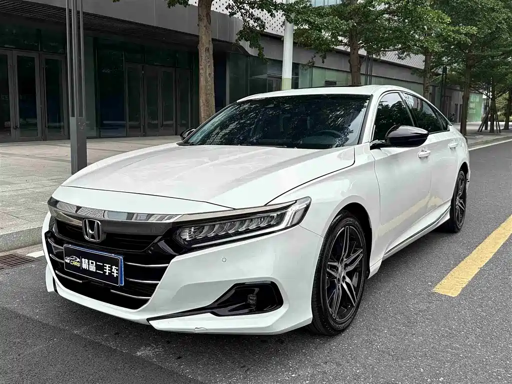 Honda Accord 2022 — фото 1