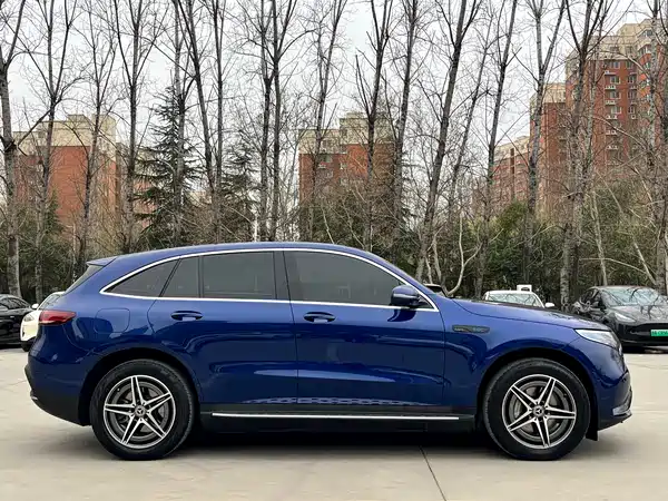 Mercedes-Benz EQC 2021