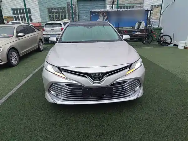 Toyota Camry 2019