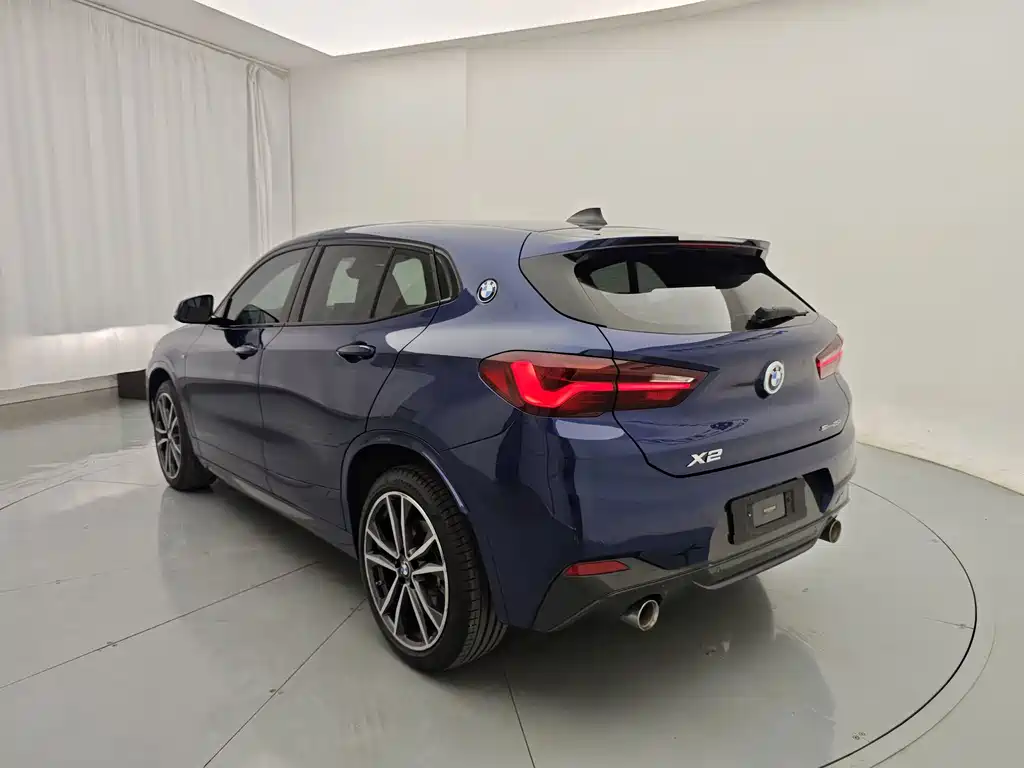 BMW X2 2021 — фото 8