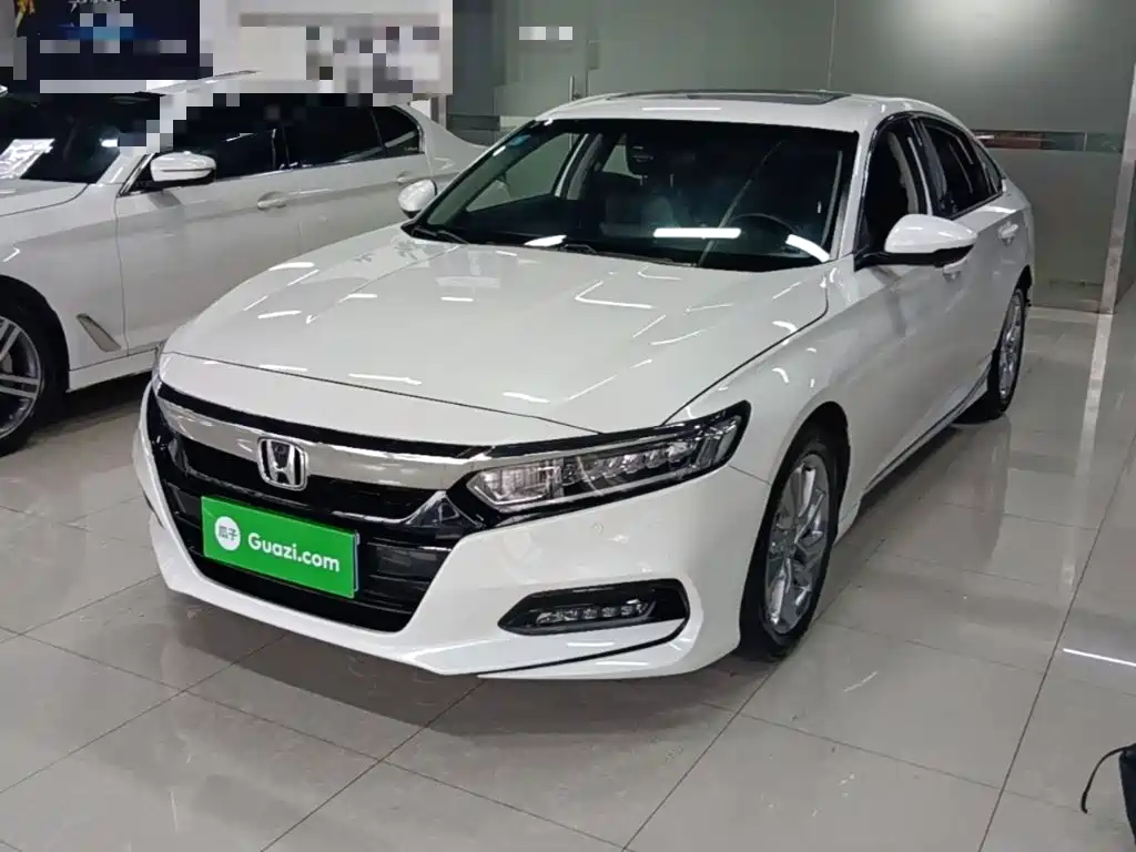 Honda Accord 2018 — фото 1