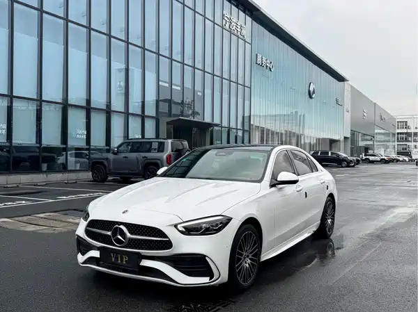 Mercedes-Benz C-Class 2021