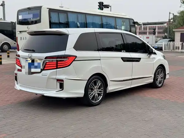 Honda Elysion 2021