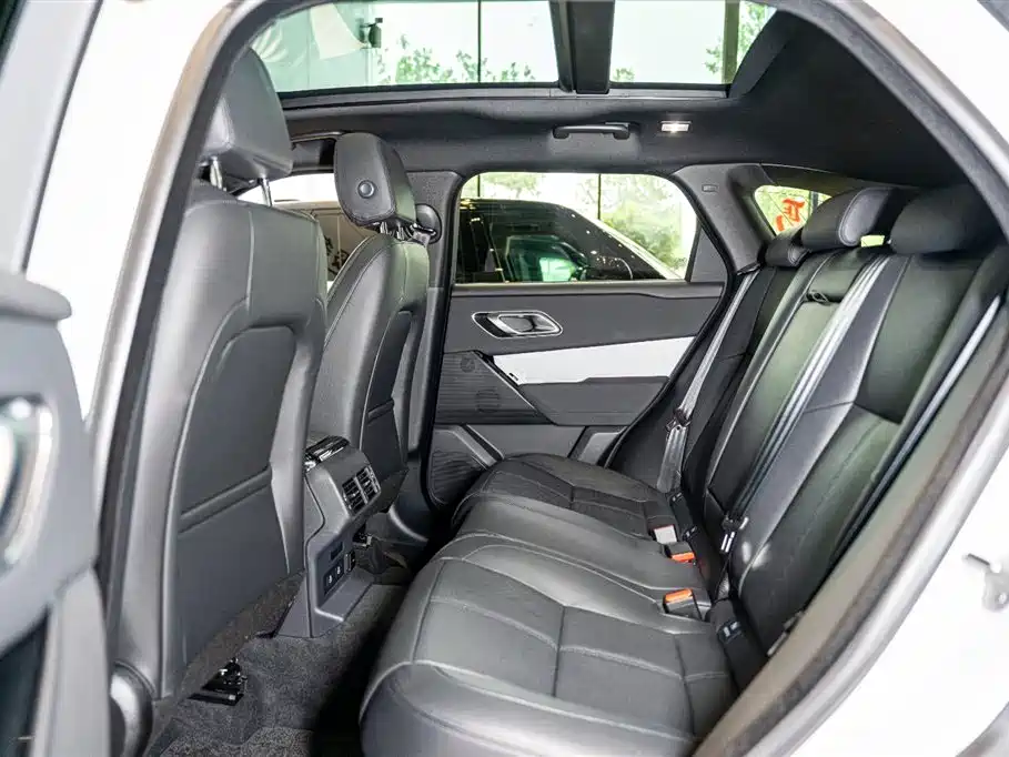 Land Rover Range Rover Velar 2025 — фото 10