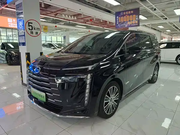 GAC Trumpchi E8 PHEV 2025