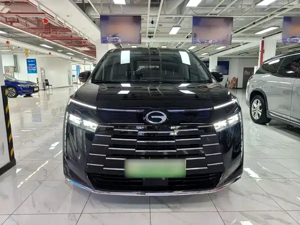 GAC Trumpchi E8 PHEV 2025