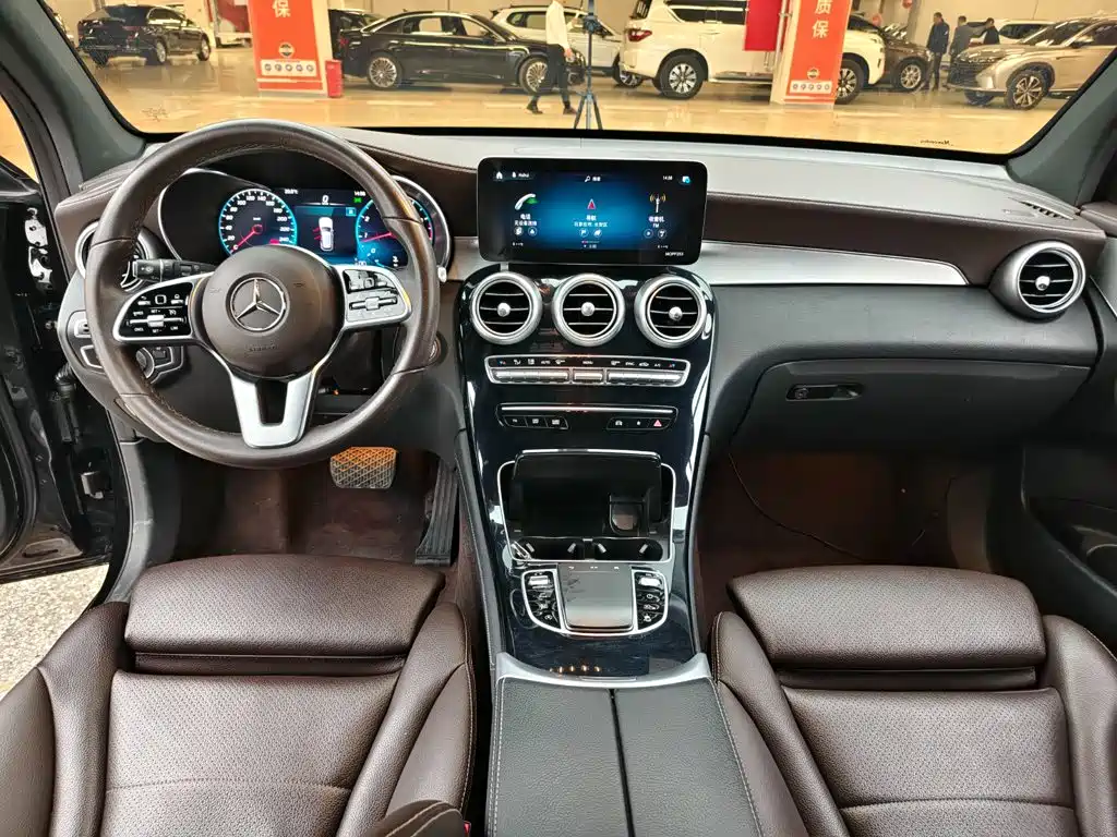Mercedes-Benz GLC 2021