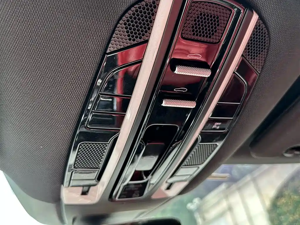 Porsche Panamera 2018 — фото 14