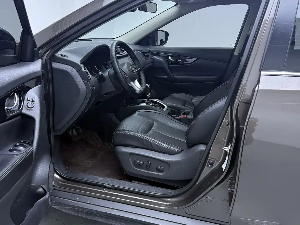 Nissan X-Trail 2020 — фото 16