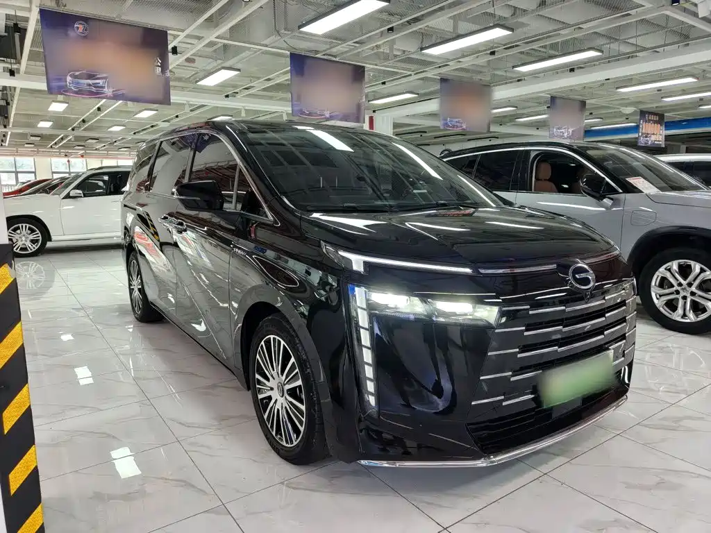 GAC Trumpchi E8 PHEV 2025 — фото 4