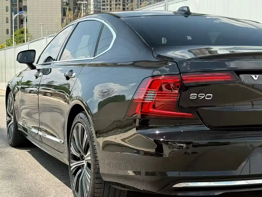 Volvo S90 2023 — фото 8