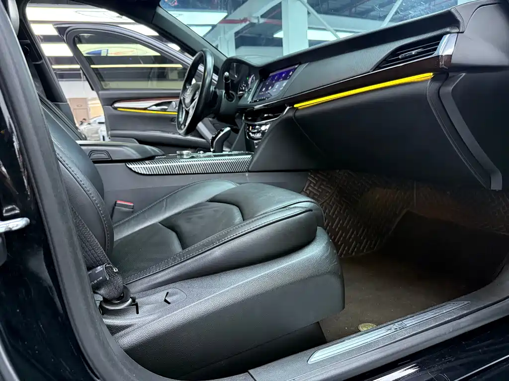 Cadillac CT6 2021 — фото 10