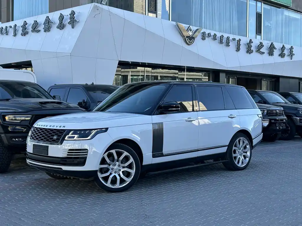 Land Rover Range Rover 2022 — фото 1