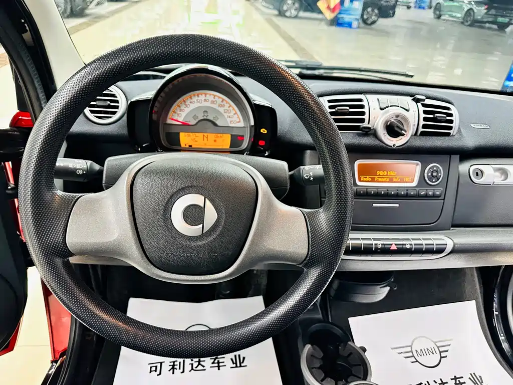smart fortwo 2013 — фото 36