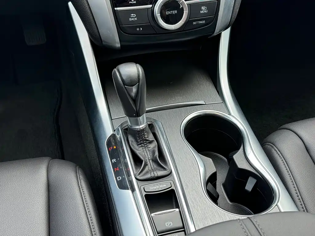 Acura TLX-L 2018 — фото 11