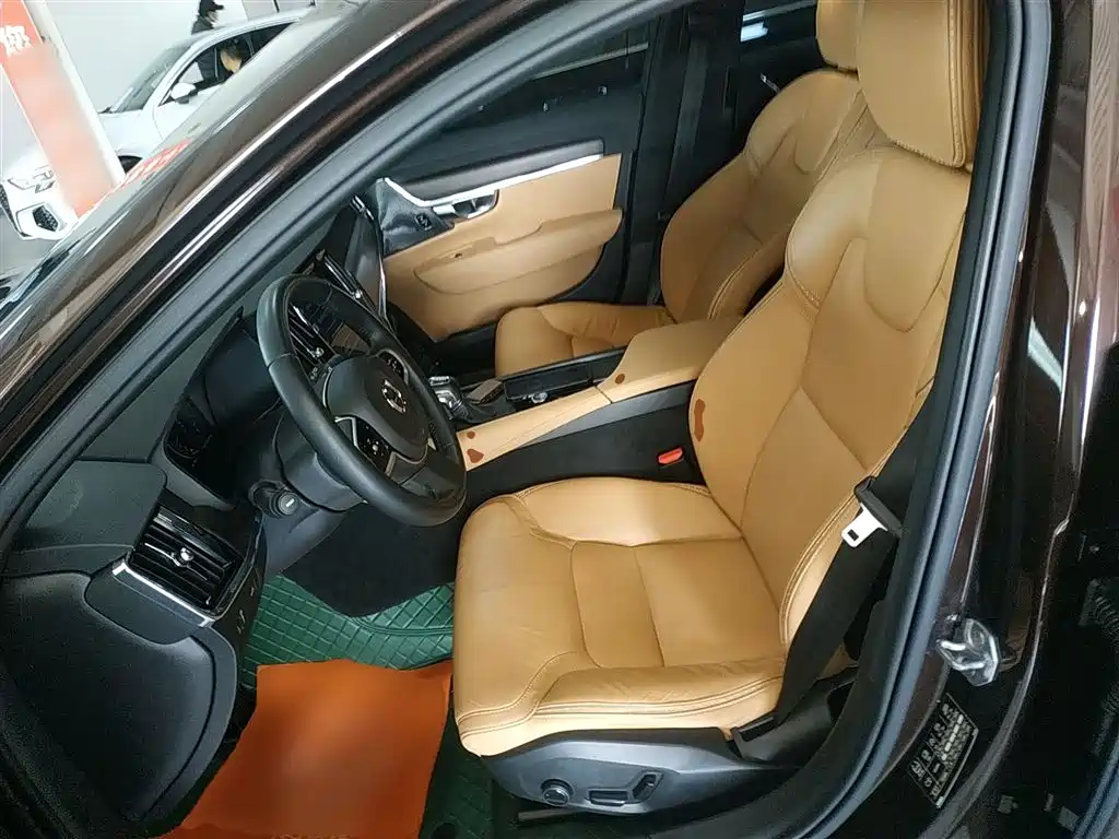 Volvo V90 2019 — фото 15