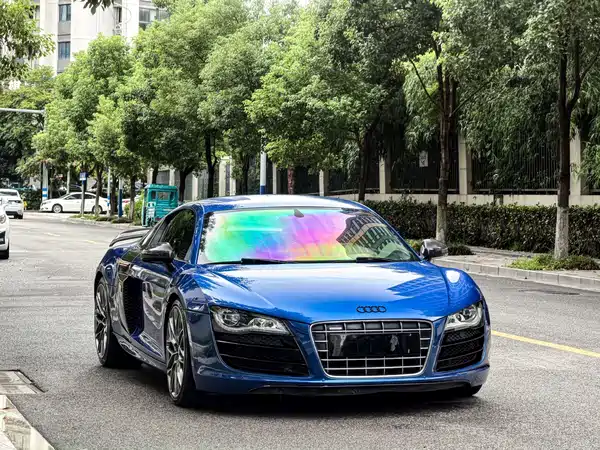 Audi R8 2011