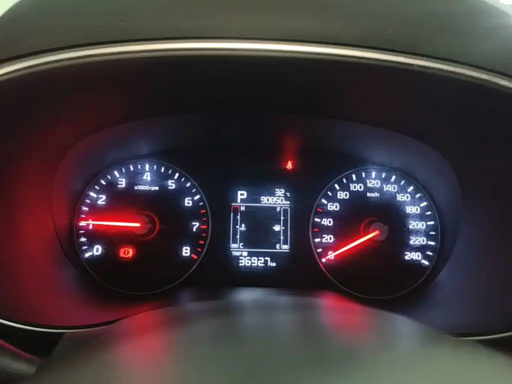 Kia KX3 2016 — фото 12
