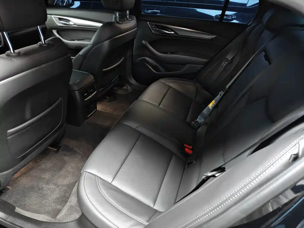 Cadillac CT5 2023 — фото 13