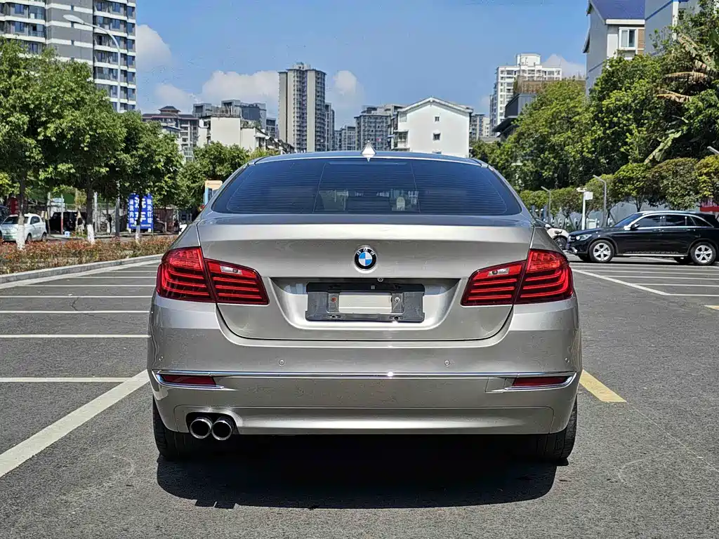 BMW 5 Series 2016 — фото 5