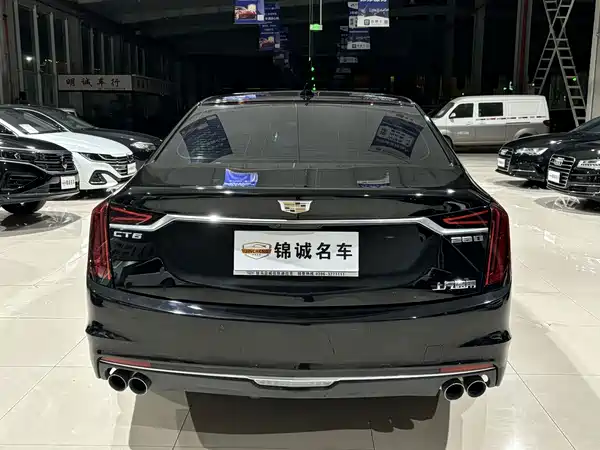 Cadillac CT6 2022
