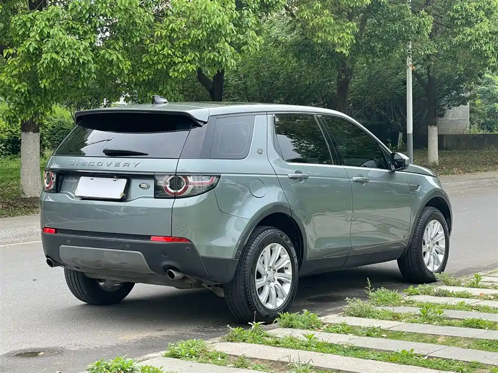Land Rover Discovery Sport 2018 — фото 8