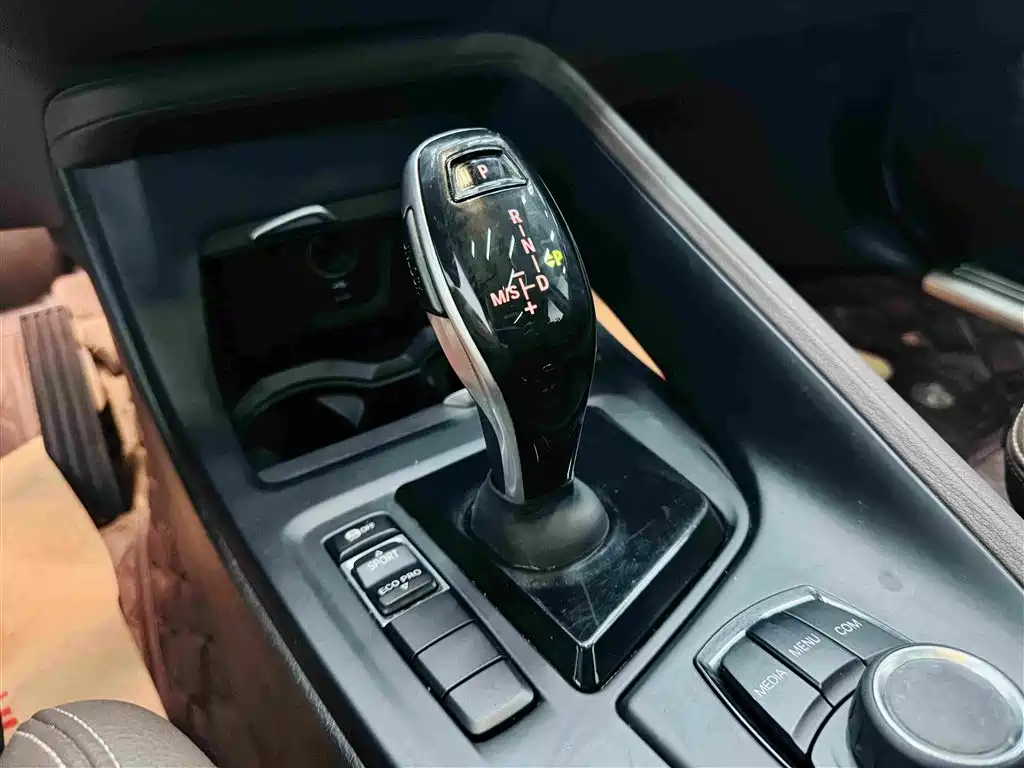 BMW X1 2020 — фото 16