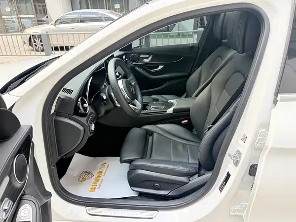 Mercedes-Benz C-Class 2020