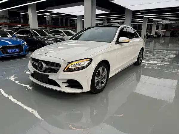 Mercedes-Benz C-Class 2020