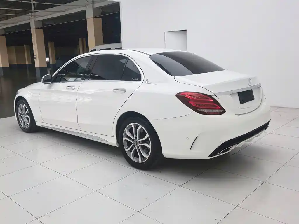 Mercedes-Benz C-Class 2018 — фото 8