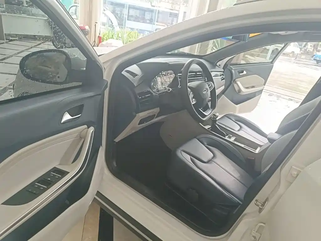 Chery Tiggo 3x 2024 — фото 16