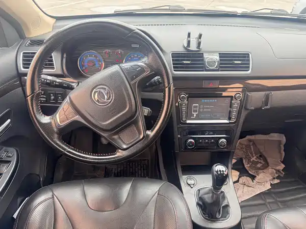 Dongfeng Scenery 370 2016