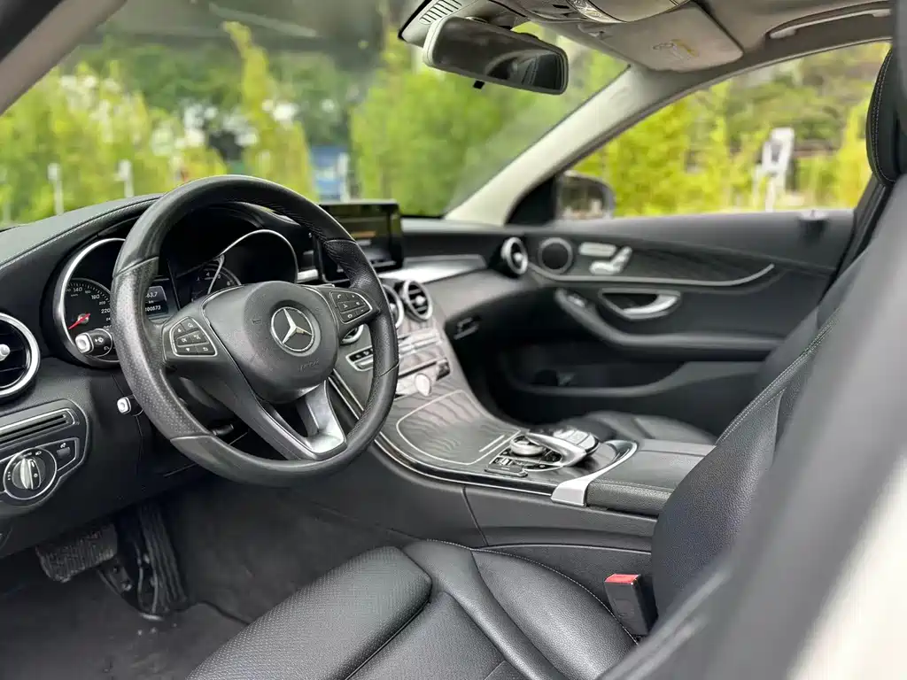 Mercedes-Benz C-Class 2017 — фото 9