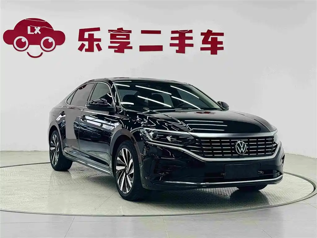 Volkswagen Passat 2022
