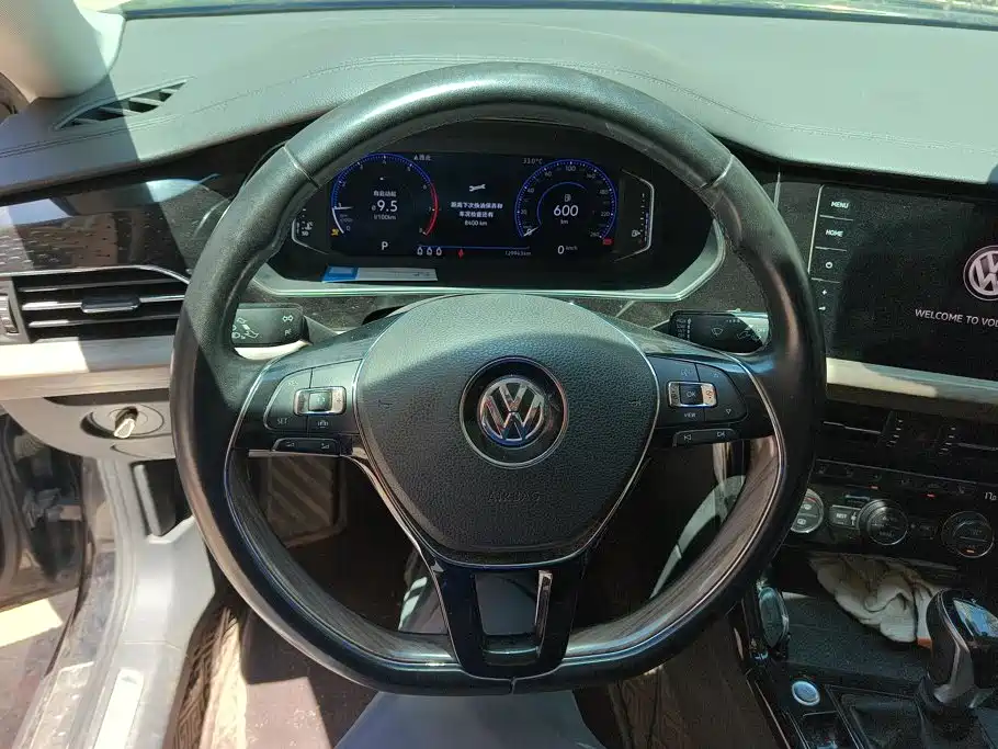 Volkswagen Passat 2019 — фото 15